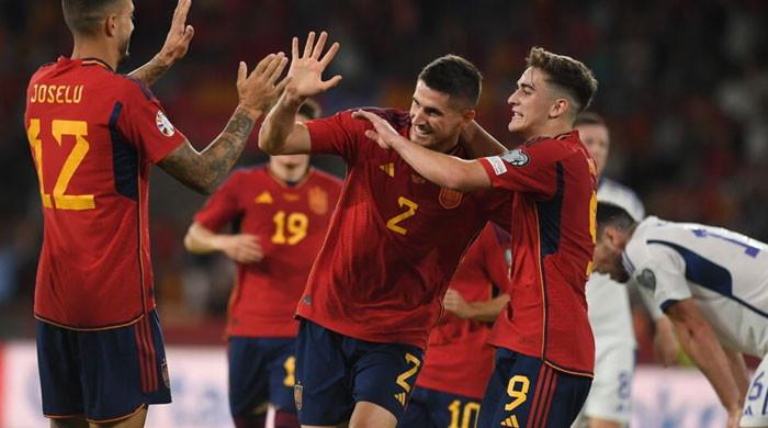 اسپین اسکاٹ لینڈ کے خلاف 2-0 کی جیت کے ساتھ یورو 2024 کے قریب پہنچ گیا۔